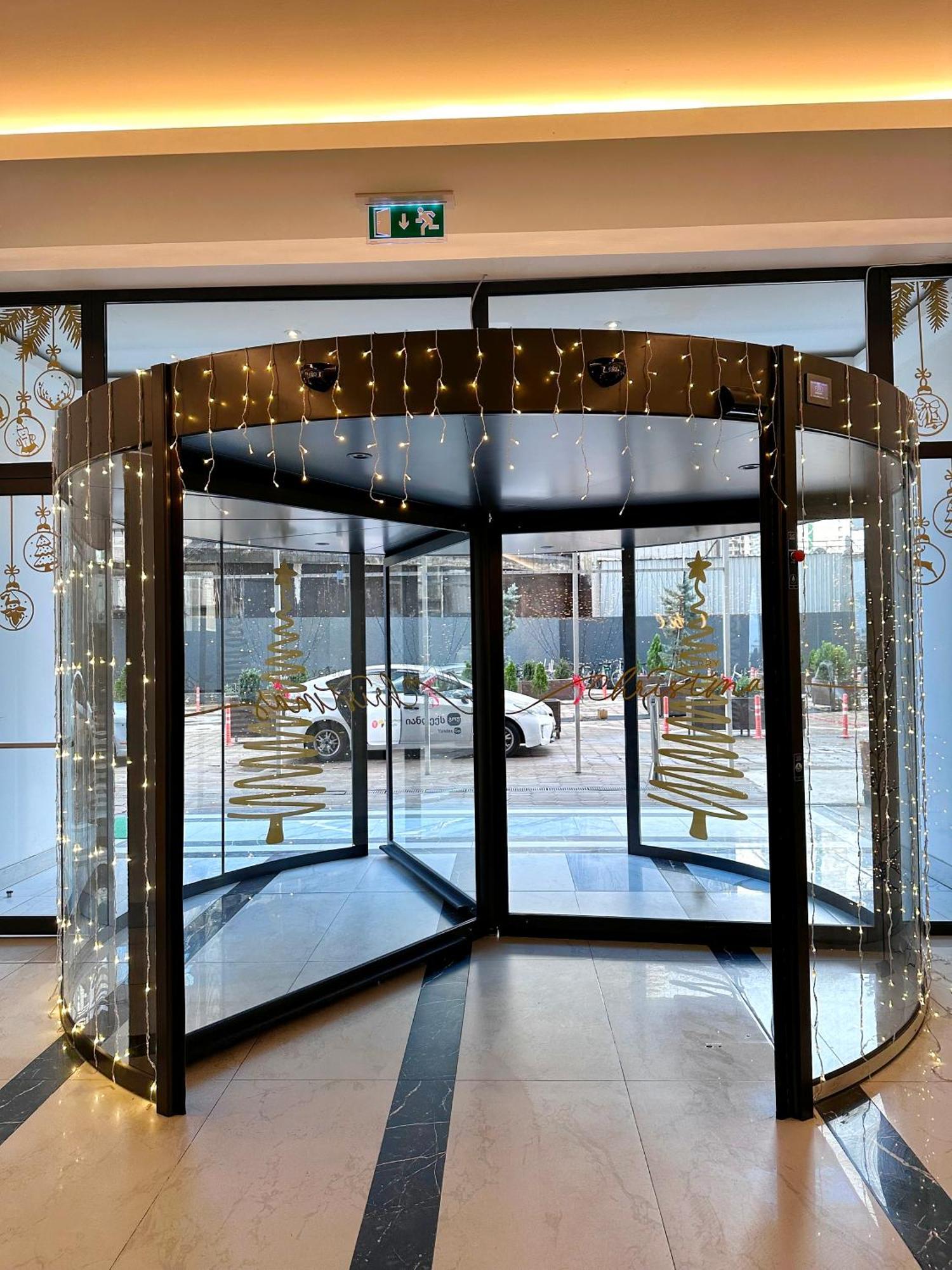 Best Location Apartments In Batumi Exterior foto