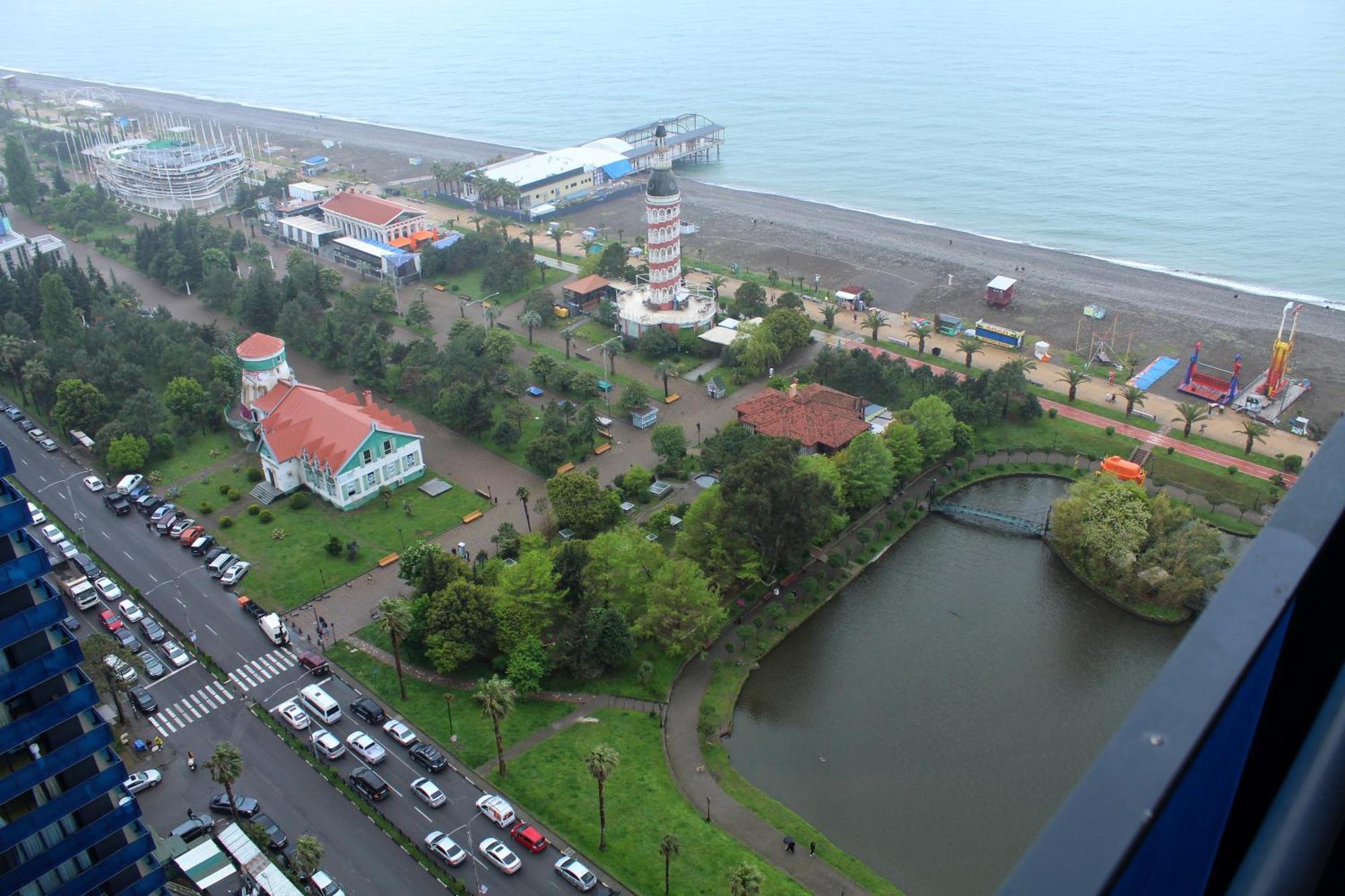 Best Location Apartments In Batumi Exterior foto