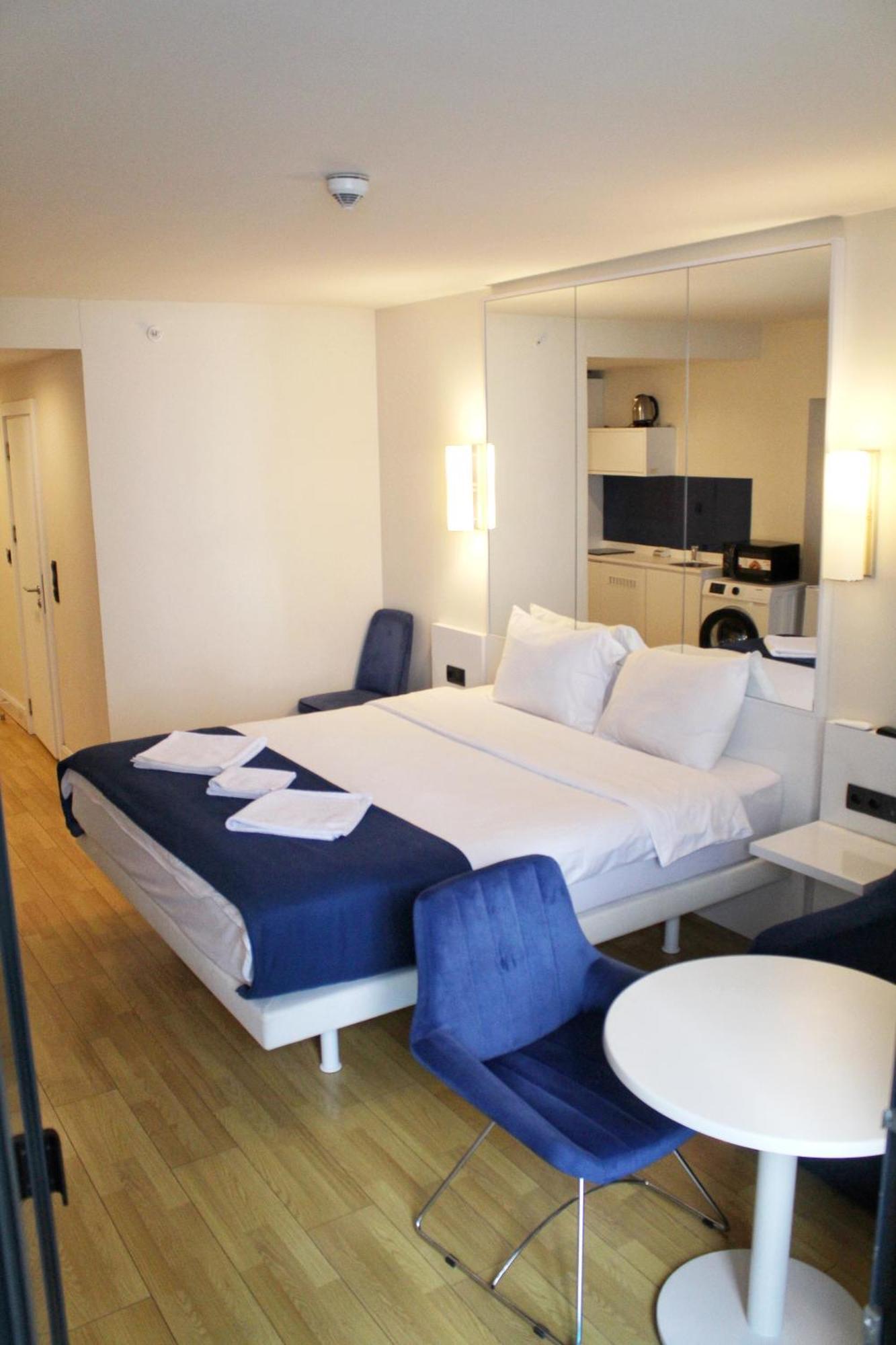 Best Location Apartments In Batumi Exterior foto