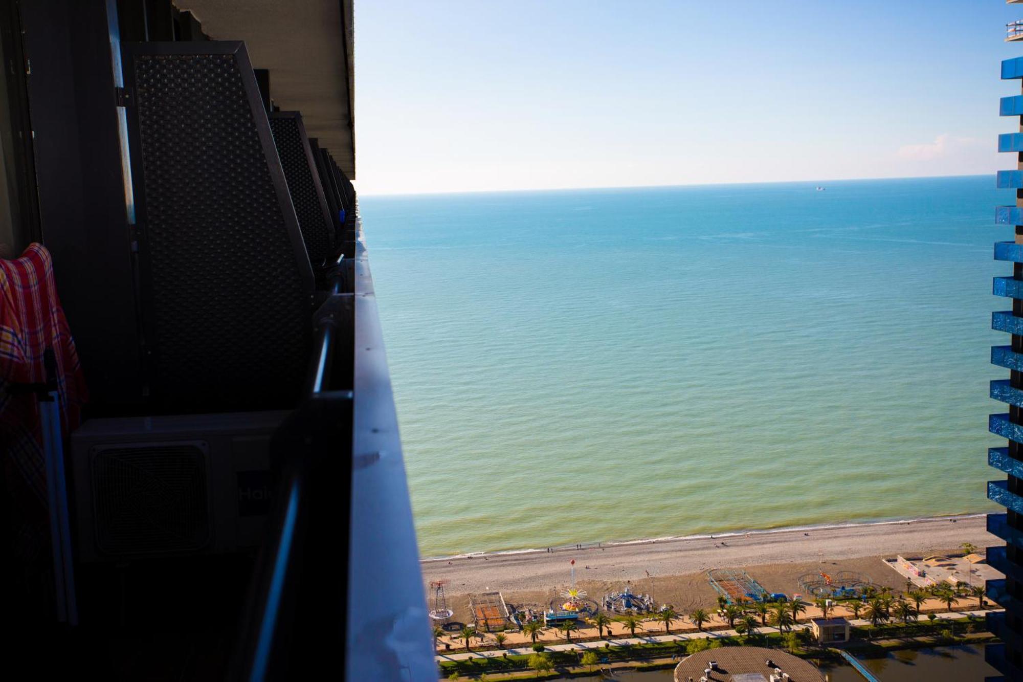 Best Location Apartments In Batumi Exterior foto