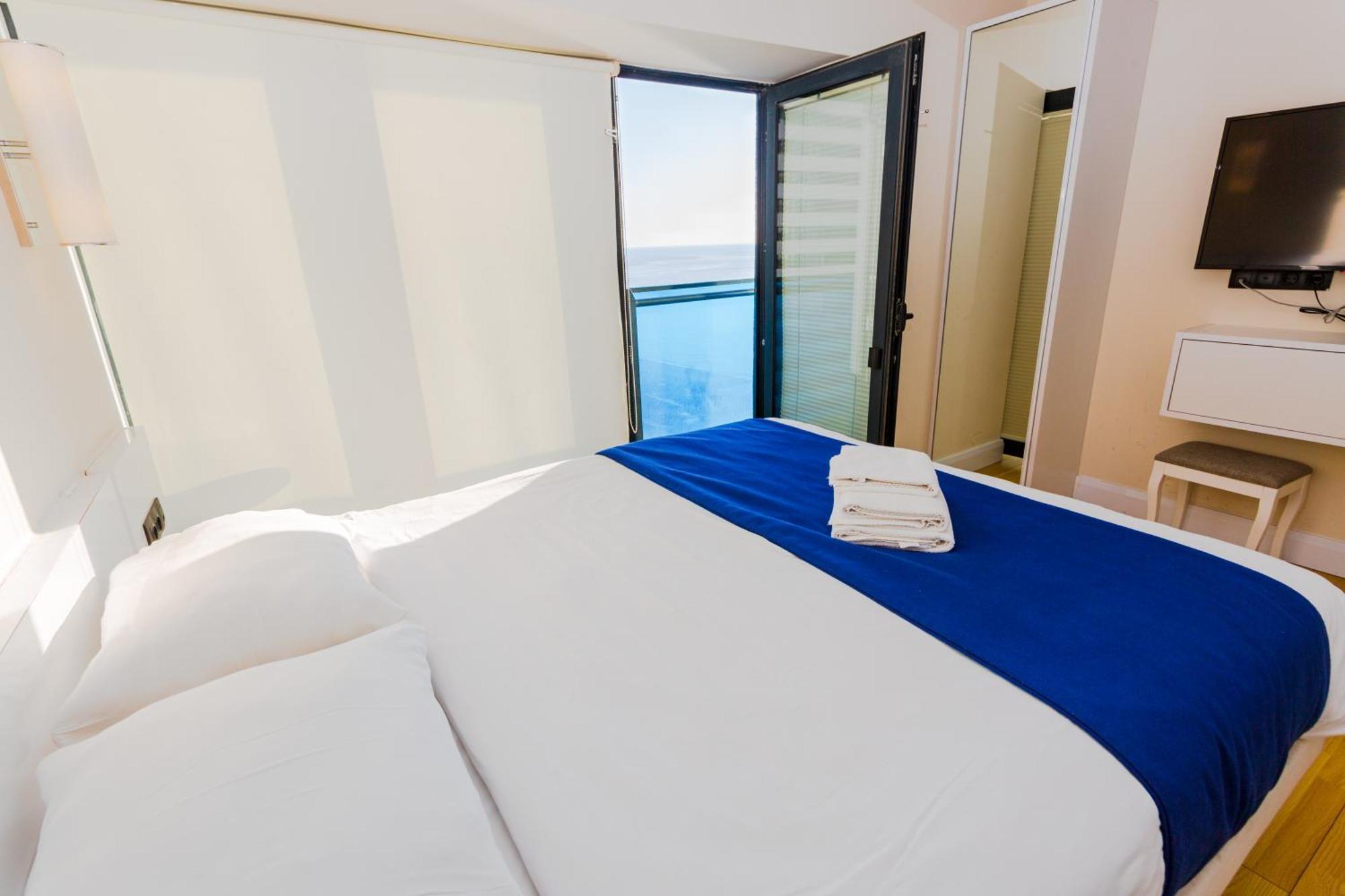 Best Location Apartments In Batumi Exterior foto
